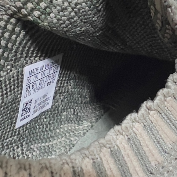 Adidas Originals NMD R1 Primeknit Green Glitch Camo Sneaker Shoes Women's US 10 - Picture 4 of 9